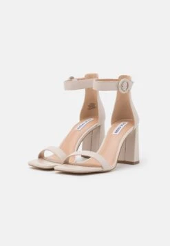 Steve Madden Riveting - Sandalen Met Hoge Hak - Bone 8 Steve Madden Riveting - Sandalen Met Hoge Hak - Bone -Steve Madden 0e399d99ca3c49a69914d0a199abe851
