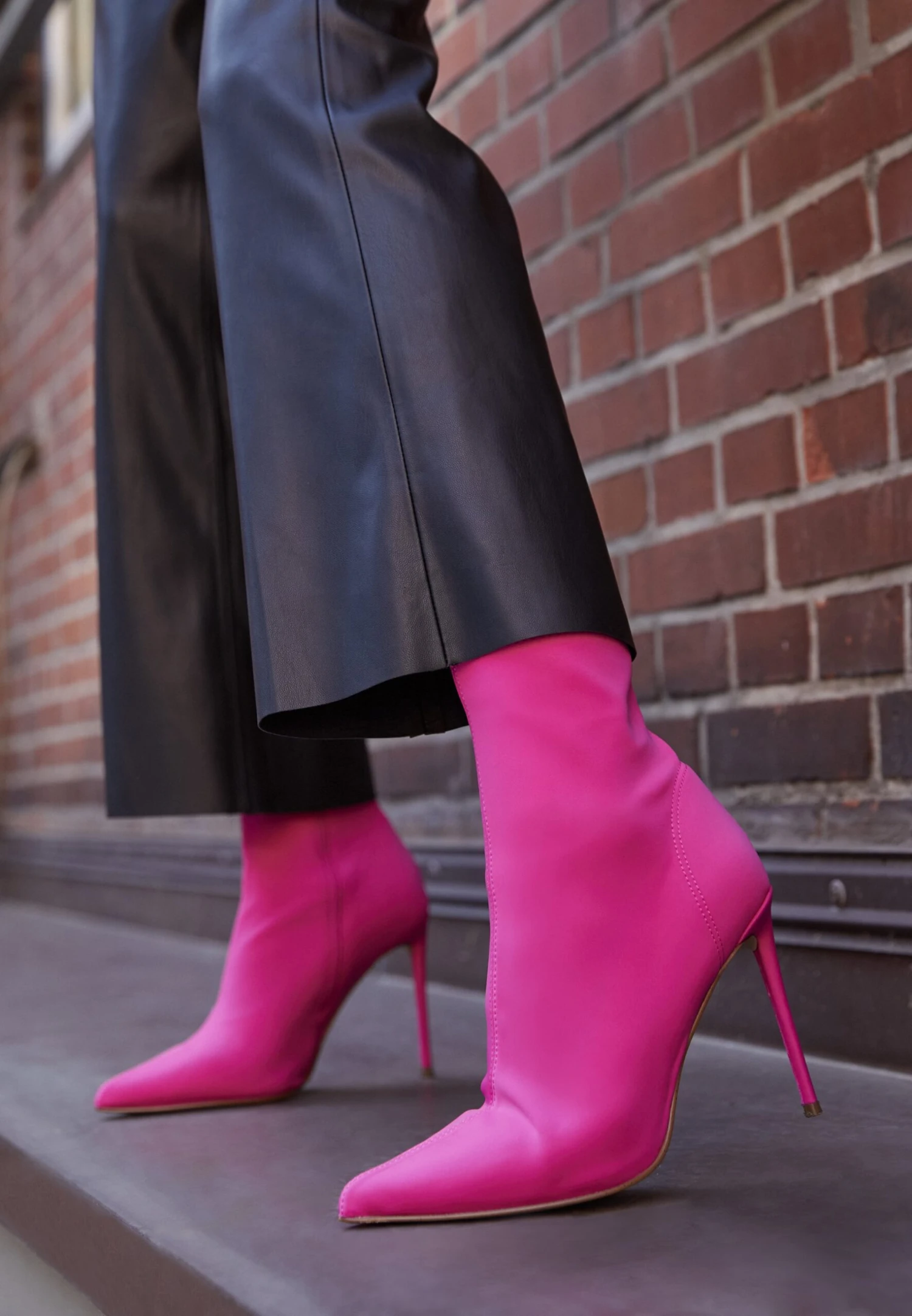 Steve Madden Vanya - Korte Laarzen - Bright Fuchsia 2 Steve Madden Vanya - Korte Laarzen - Bright Fuchsia - Afbeelding 2