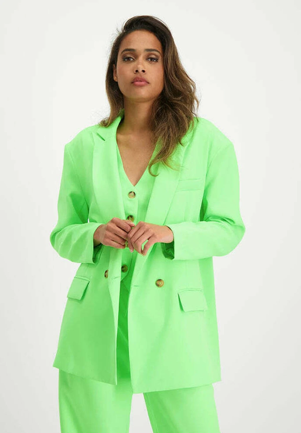 Steve Madden Isabella - Halflange Jas - Neon Green 1 Steve Madden Isabella - Halflange Jas - Neon Green