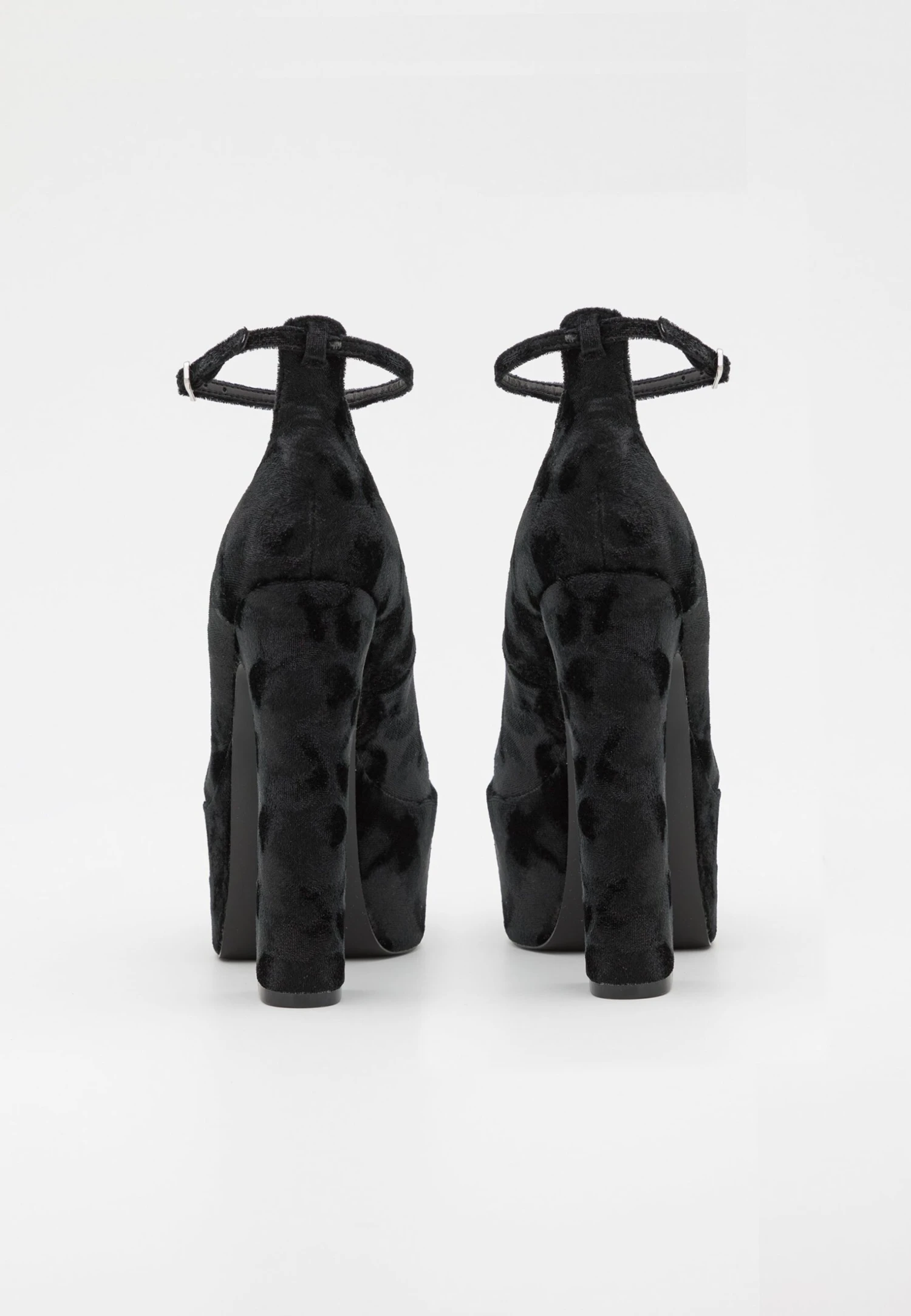 Steve Madden Skyrise - Plateaupumps - Black 4 Steve Madden Skyrise - Plateaupumps - Black - Afbeelding 4