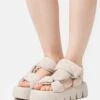 Steve Madden Bonkers - Sandalen Met Plateauzool - Greige