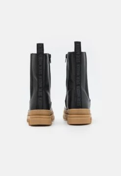 Steve Madden Jfilina - Korte Laarzen - Black -Steve Madden 56f71fb125c34548b8d730ce5ce9170d