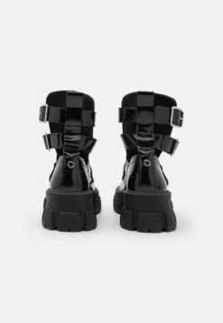 Steve Madden Tied Up - Enkellaarsjes Met Plateauzool - Black -Steve Madden 63ffc2db936e4c3a9718c9a18d3da11b