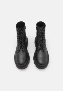 Steve Madden Bas - Veterboots - Black 9 Steve Madden Bas - Veterboots - Black -Steve Madden 6f5ec993ee8e4322bdef55c97cc85ff1