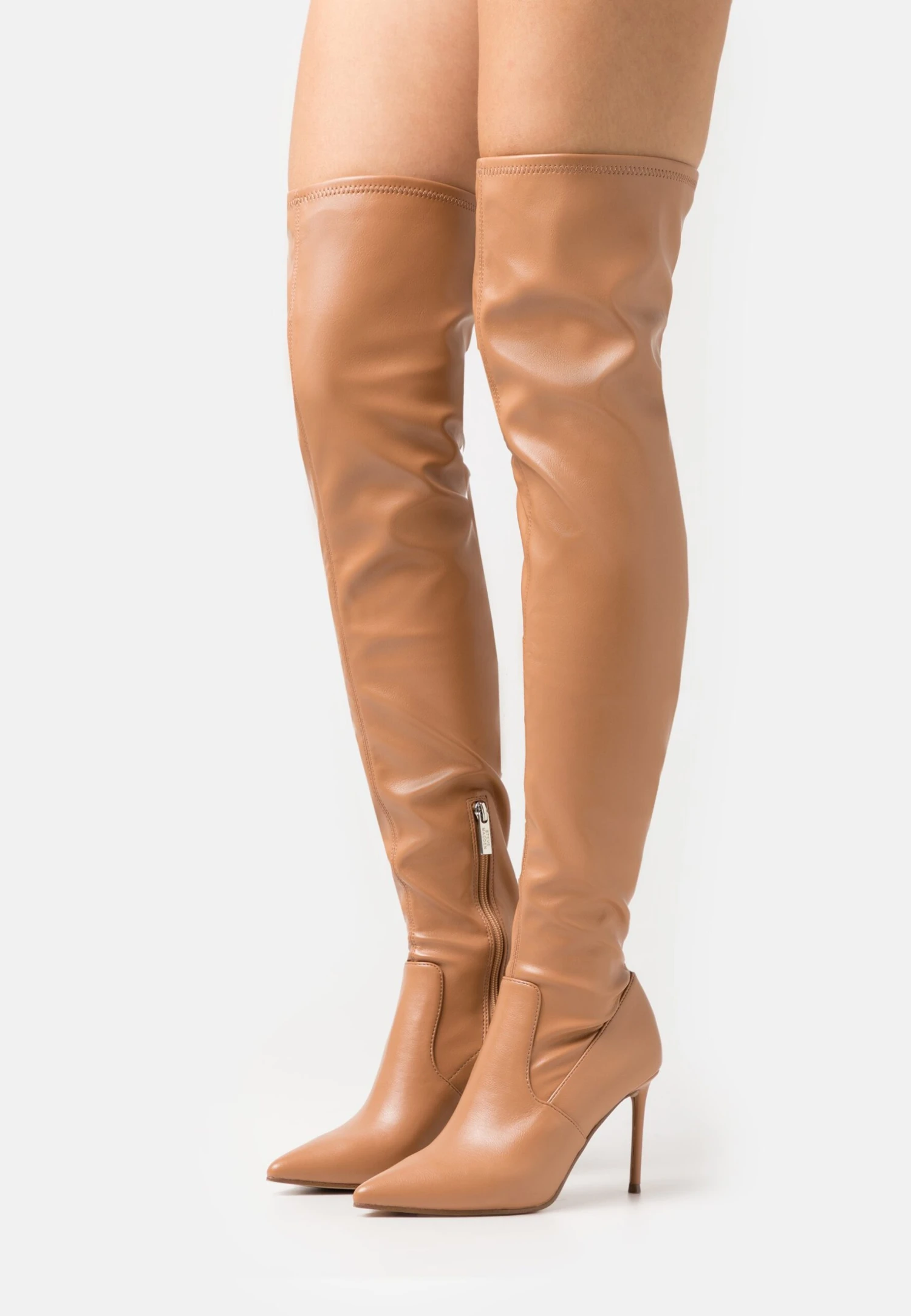 Steve Madden Late Night - Overknee Laarzen - Tan Paris 1 Steve Madden Late Night - Overknee Laarzen - Tan Paris