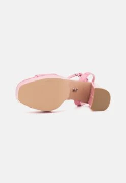 Steve Madden Lessa - Sandalen Met Plateauzool - Pink 10 Steve Madden Lessa - Sandalen Met Plateauzool - Pink -Steve Madden 824e8921a55149e9b719d823c0e9042a