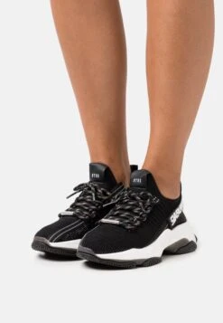 Steve Madden Maxilla - Sneakers Laag - Black