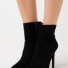 Steve Madden Clovers - Enkellaarsjes Met Hoge Hak - Black