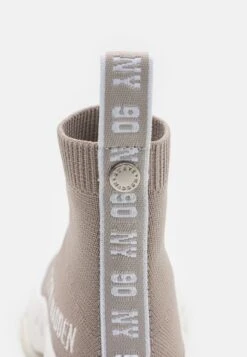 Steve Madden Master - Sneakers Hoog - Light Taupe/White 11 Steve Madden Master - Sneakers Hoog - Light Taupe/White -Steve Madden 937b9ff029b241cd98999ed6da22cdf2