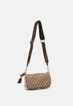 Steve Madden -Steve Madden 9ae4ba16fbab43e3891717dd0d6e01c9