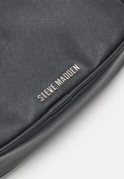 Steve Madden Bglide- Handtas - Black 11 Steve Madden Bglide- Handtas - Black -Steve Madden afdd6ea1186348ffaf696bbc47be6299