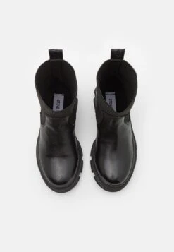 Steve Madden Jzelda - Korte Laarzen - Black -Steve Madden d2db1b2f34da43aaa77d82e1203b358f