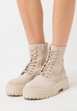 Steve Madden Skylar - Enkellaarsjes Met Plateauzool - Beige