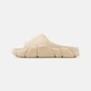 Steve Madden Charge - Badslippers - Sand