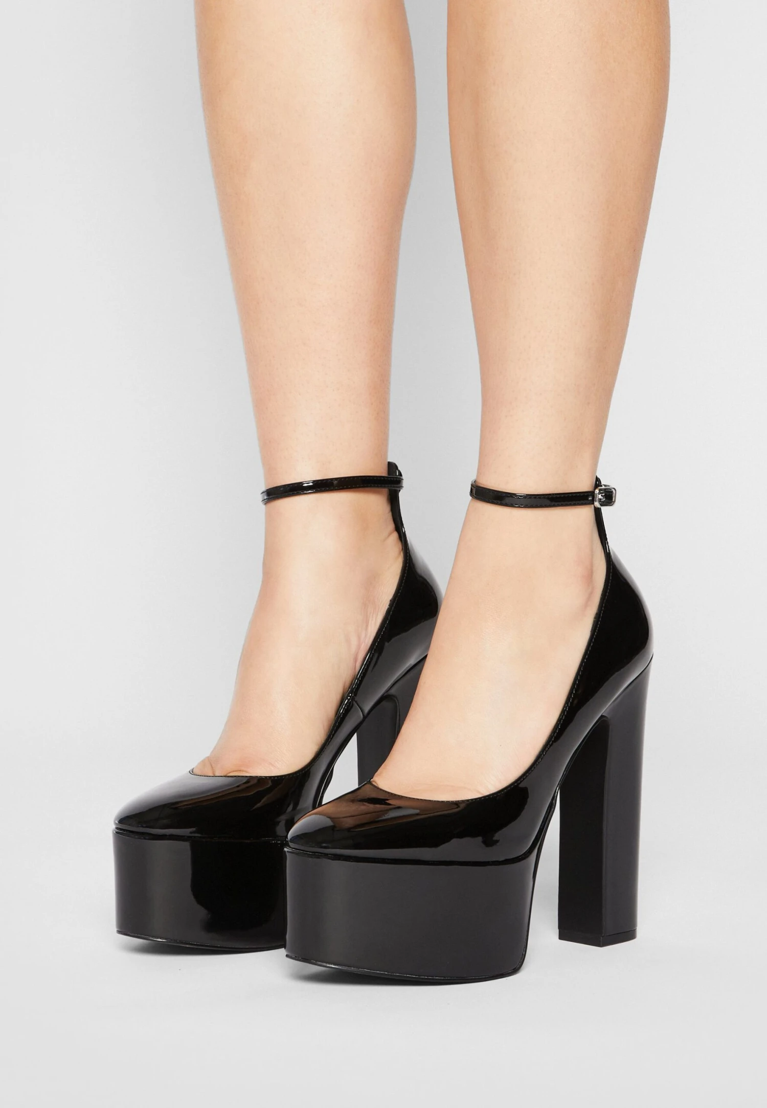 Steve Madden Skyrise - Plateaupumps - Black 4 Steve Madden Skyrise - Plateaupumps - Black - Afbeelding 4