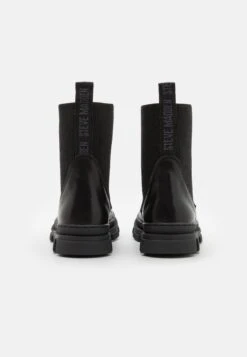 Steve Madden Jzelda - Korte Laarzen - Black -Steve Madden ef9aa3661dea433791942cd2427fc769