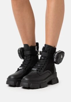 Steve Madden Tanker - Enkellaarsjes Met Plateauzool - Black