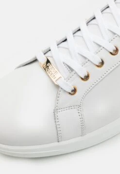 Steve Madden Alex - Sneakers Laag - White/Gold -Steve Madden f0be17fcebcd45048d05847684ede7a5